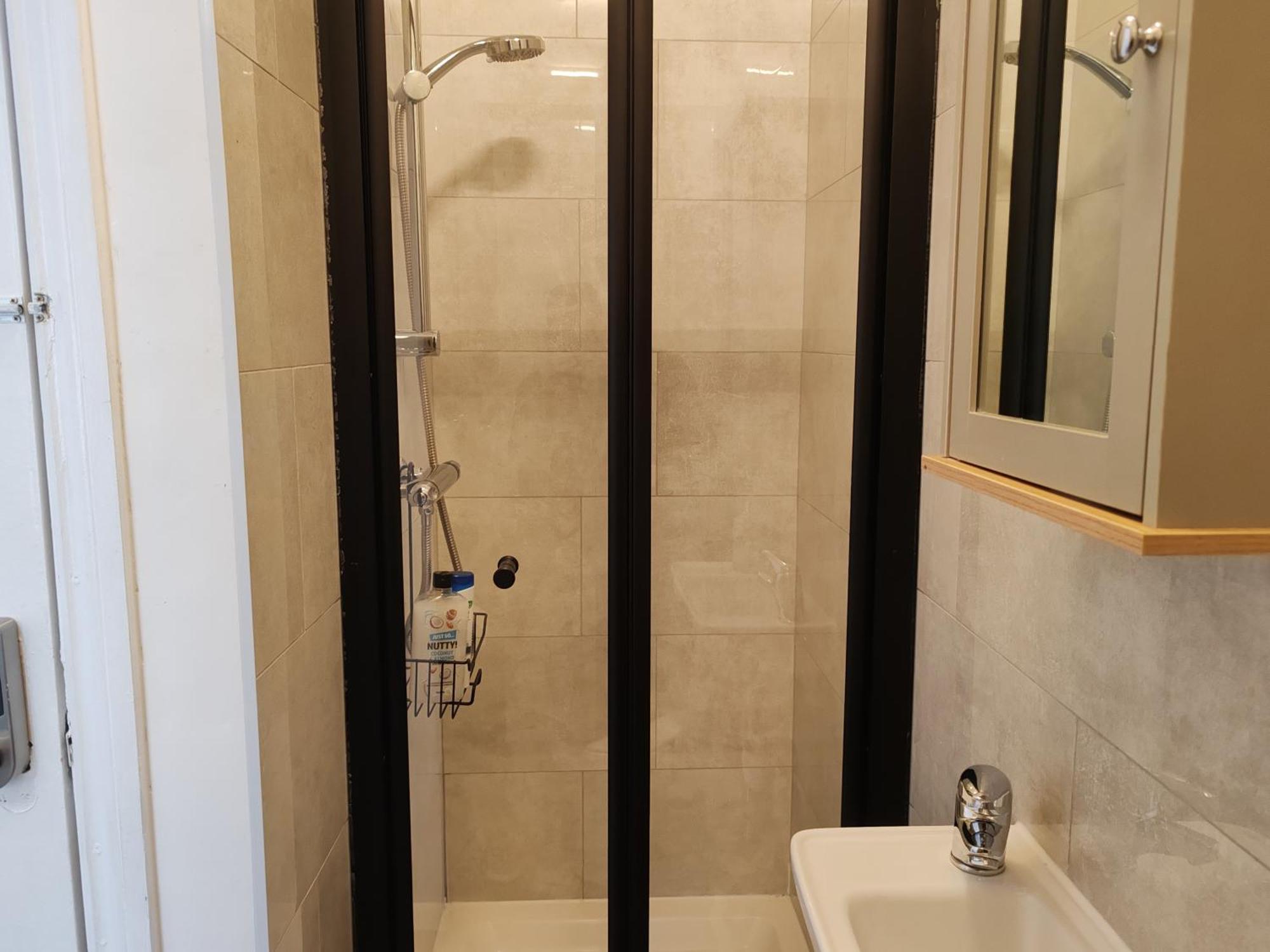 לונדון Kilburn High Road Studio Apartments מראה חיצוני תמונה