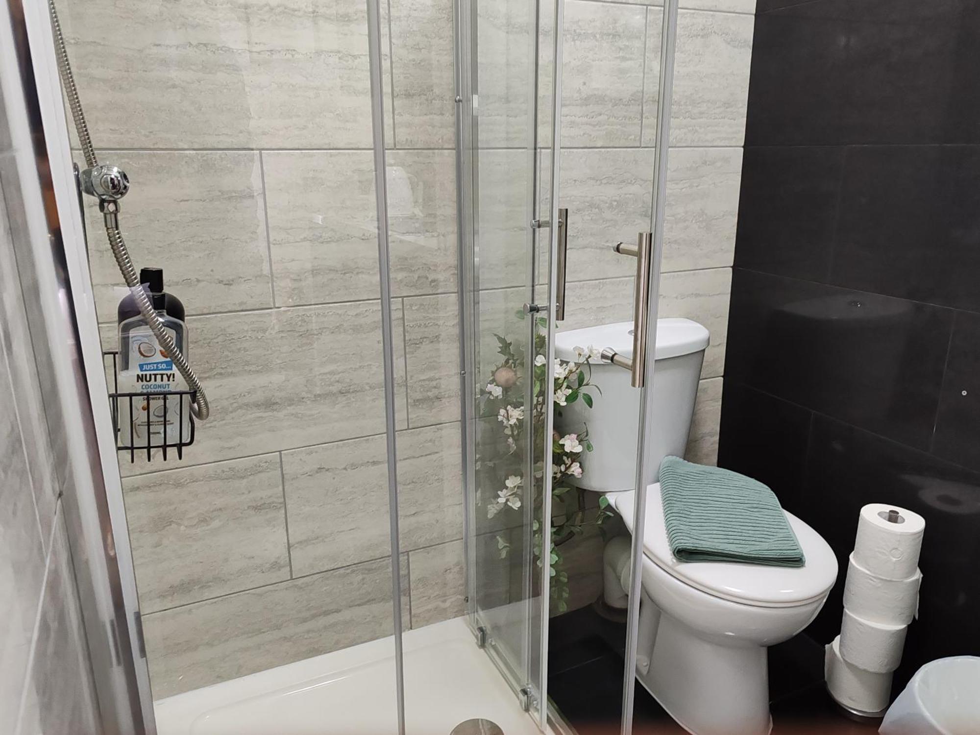 לונדון Kilburn High Road Studio Apartments מראה חיצוני תמונה